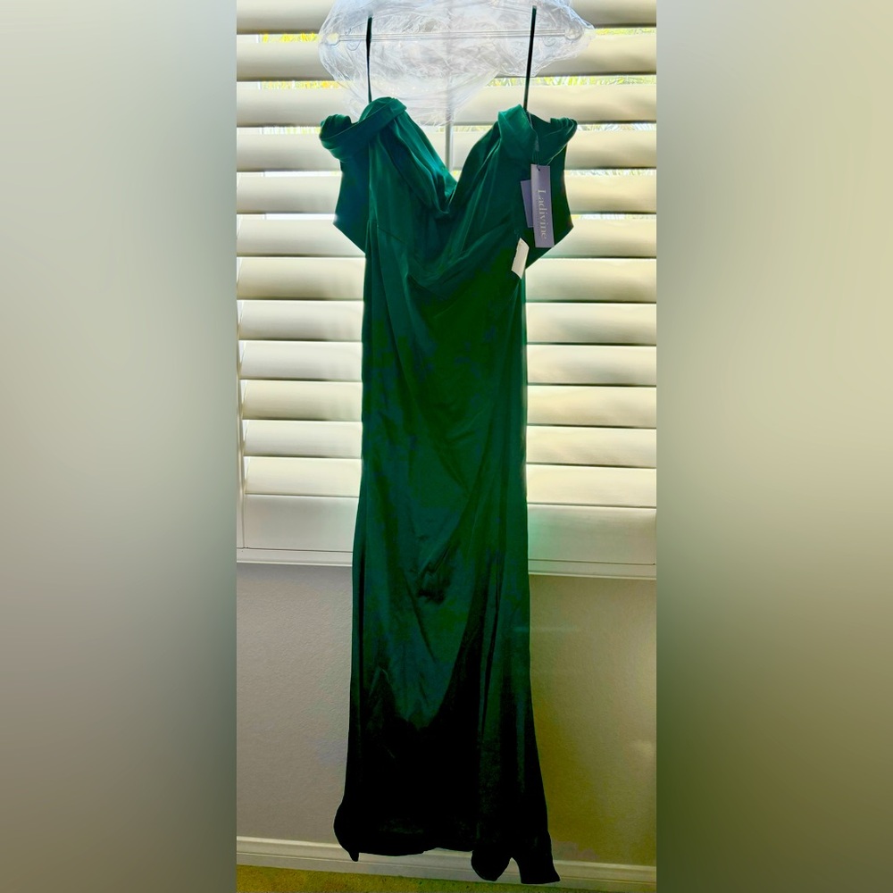 ladivine by cinderella divine